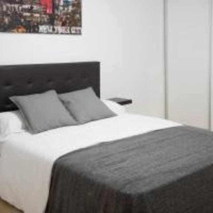 Apartamento Sotano En Gran Via Мадрид Экстерьер фото