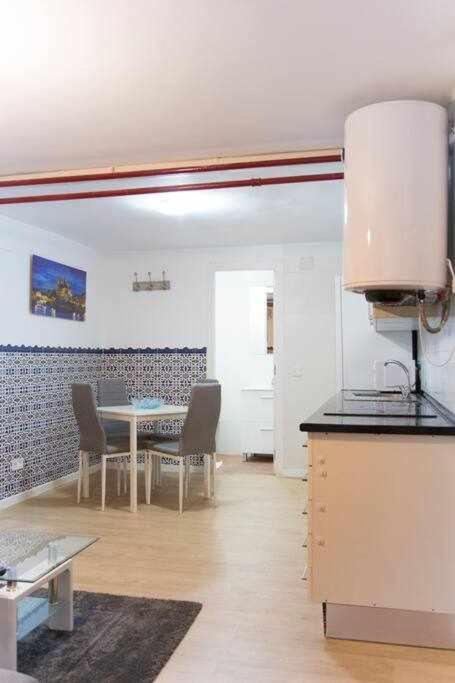 Apartamento Sotano En Gran Via Мадрид Экстерьер фото