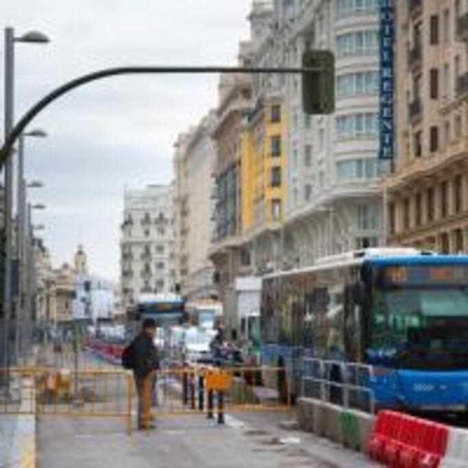 Apartamento Sotano En Gran Via Мадрид Экстерьер фото
